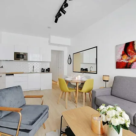 Cosy Rdc - Sacree Coeur Montmartre Apartment