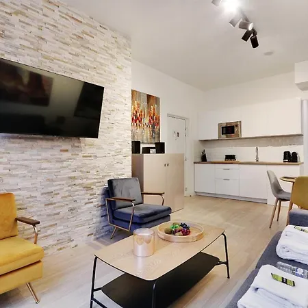 Cosy Rdc - Sacree Coeur Montmartre Apartment